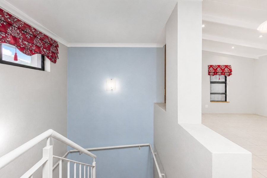 3 Bedroom Property for Sale in Magalies Golf Estate North West